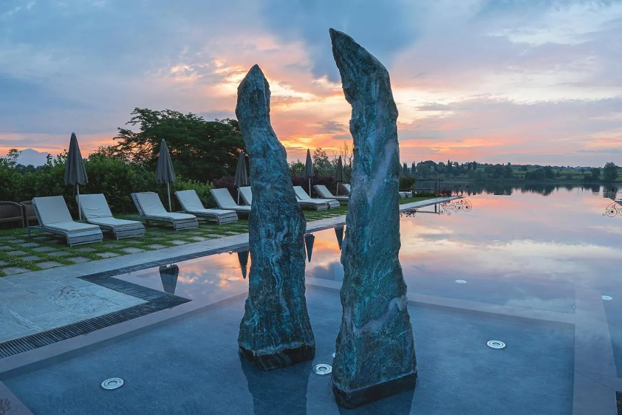 Le Ali Del Frassino Hotel Peschiera del Garda 4*,  Italy